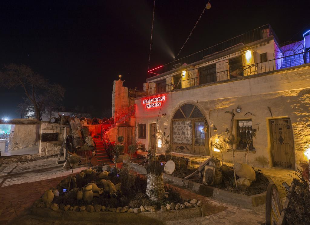 Crazy Horse Pension อูร์กุบ ภายนอก รูปภาพ